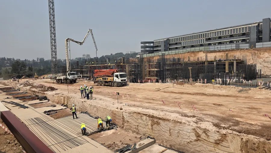 Major public healthcare facility under construction