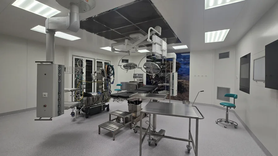Completed operating theatre at King Faisal Hospital Rwanda with medical gas pendants, surgical lighting and clean-room finishes